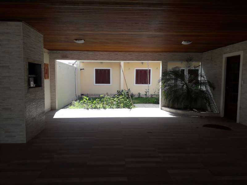 Casa com 4 quartos e 3 banheiros à venda no bairro Centro, Capao do Leao