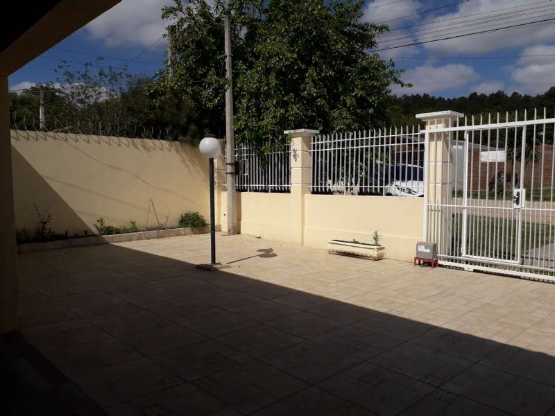 Casa com 4 quartos e 3 banheiros à venda no bairro Centro, Capao do Leao