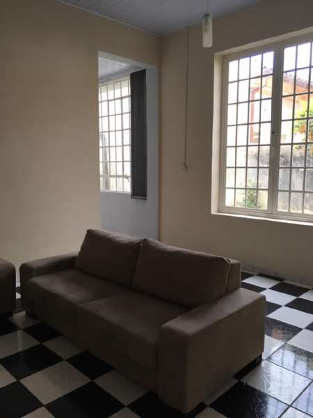 Casa com 5 quartos e 3 banheiros à venda no bairro Centro, Pelotas
