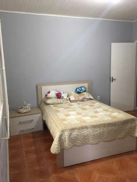 Casa com 5 quartos e 3 banheiros à venda no bairro Centro, Pelotas