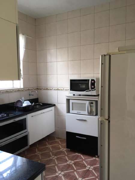 Casa com 5 quartos e 3 banheiros à venda no bairro Centro, Pelotas