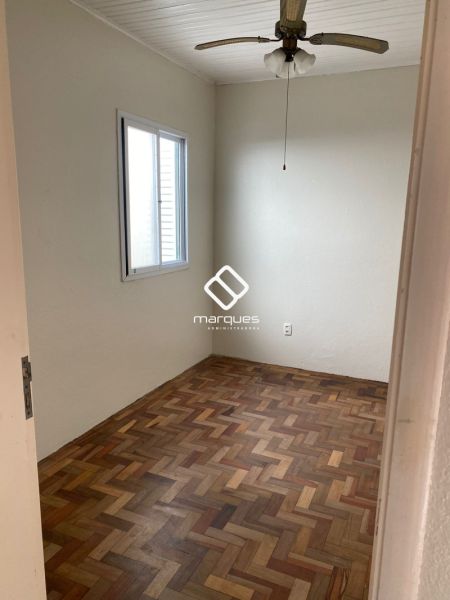 Casa com 3 quartos, 2 banheiros e 160m² à venda no bairro Centro, Pelotas