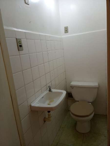 Apartamento com 3 quartos, 2 banheiros e 136m² à venda no bairro Centro, Pelotas
