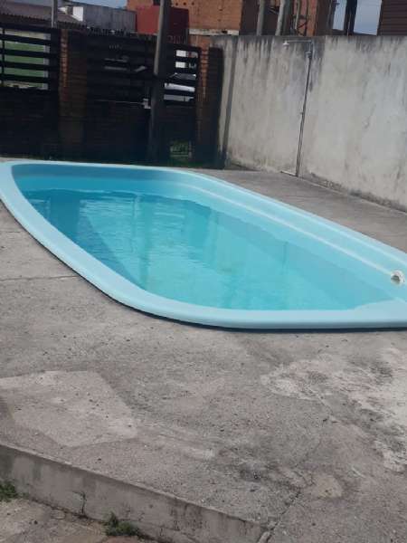 Casa com 2 quartos, 1 banheiro e 60m² à venda no bairro Laranjal, Pelotas