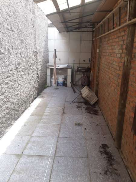 Casa com 2 quartos, 1 banheiro e 60m² à venda no bairro Laranjal, Pelotas