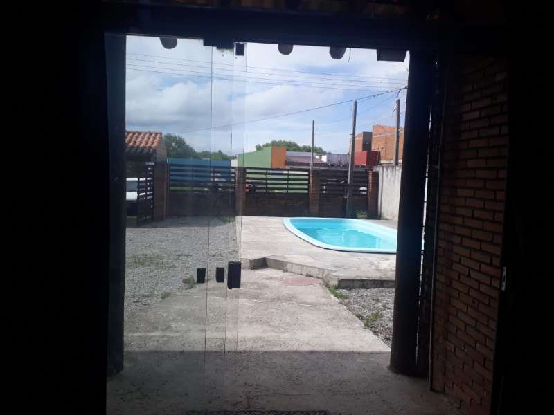 Casa com 2 quartos, 1 banheiro e 60m² à venda no bairro Laranjal, Pelotas