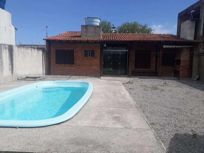 Casa com 2 quartos, 1 banheiro e 60m² à venda no bairro Laranjal, Pelotas