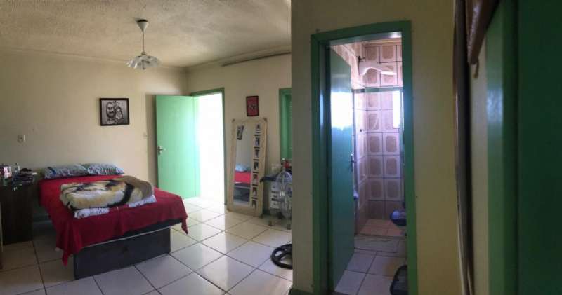 Sobrado com 2 quartos, 3 banheiros e 300m² à venda no bairro Fragata, Pelotas