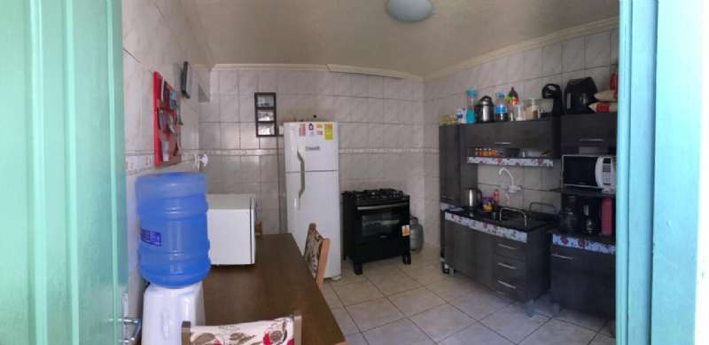 Sobrado com 2 quartos, 3 banheiros e 300m² à venda no bairro Fragata, Pelotas