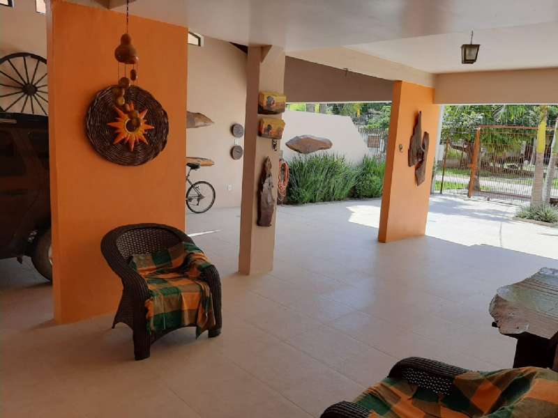 Sobrado com 5 quartos, 6 banheiros e 431m² à venda no bairro Laranjal, Pelotas