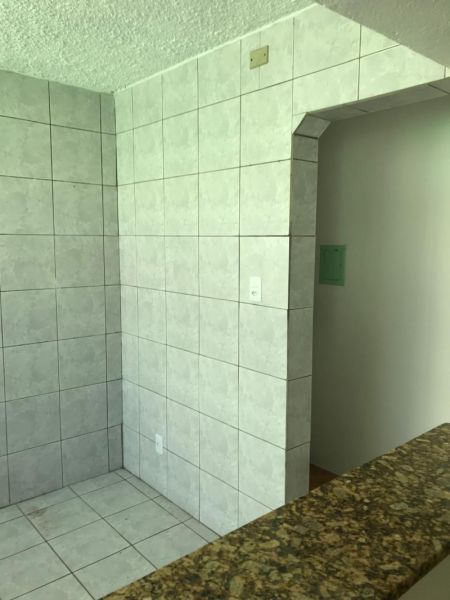 Apartamento com 2 quartos, 1 banheiro e 70m² à venda no bairro Areal, Pelotas