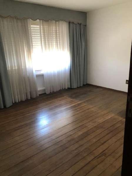 Apartamento com 4 quartos, 2 banheiros e 268m² à venda no bairro Centro, Pelotas
