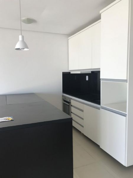 Apartamento com 1 quarto, 1 banheiro e 42m² à venda no bairro Centro, Pelotas