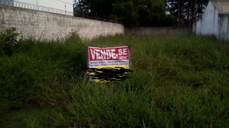 Terreno à venda no bairro Laranjal, Pelotas