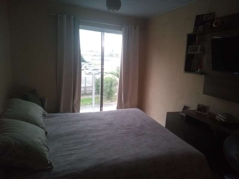 Casa com 3 quartos, 2 banheiros e 145m² à venda no bairro Areal, Pelotas
