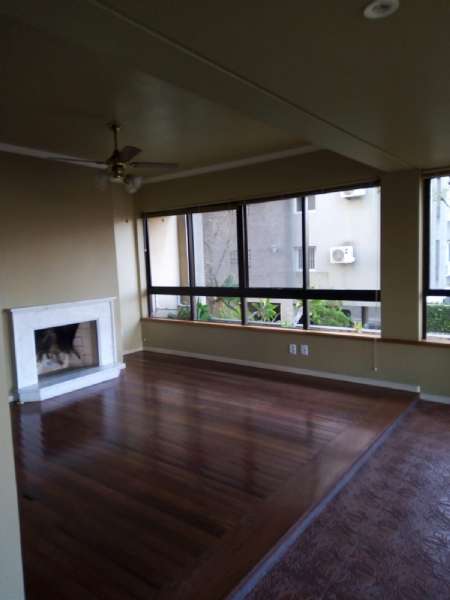 Apartamento com 3 quartos, 2 banheiros e 236m² à venda no bairro Centro, Pelotas