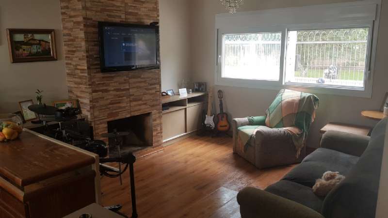 Casa com 3 quartos, 3 banheiros e 129m² à venda no bairro Laranjal, Pelotas