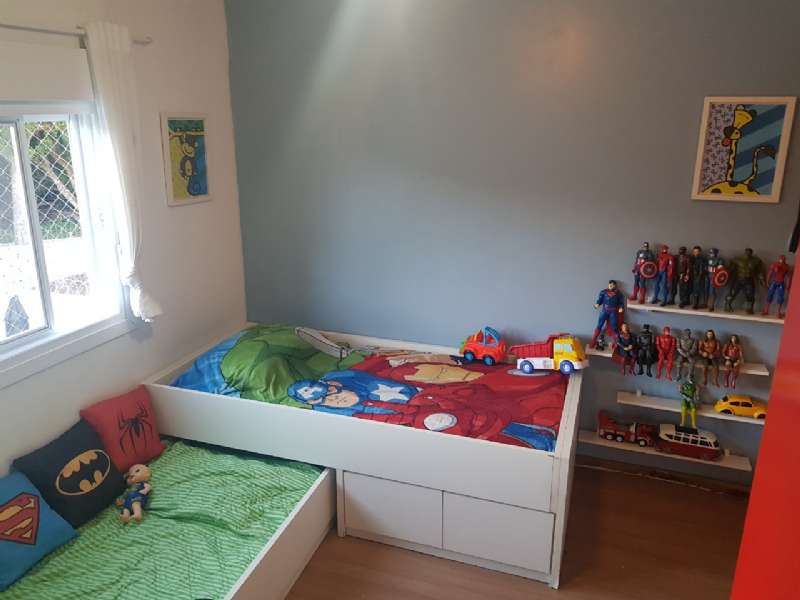 Casa com 3 quartos, 3 banheiros e 129m² à venda no bairro Laranjal, Pelotas