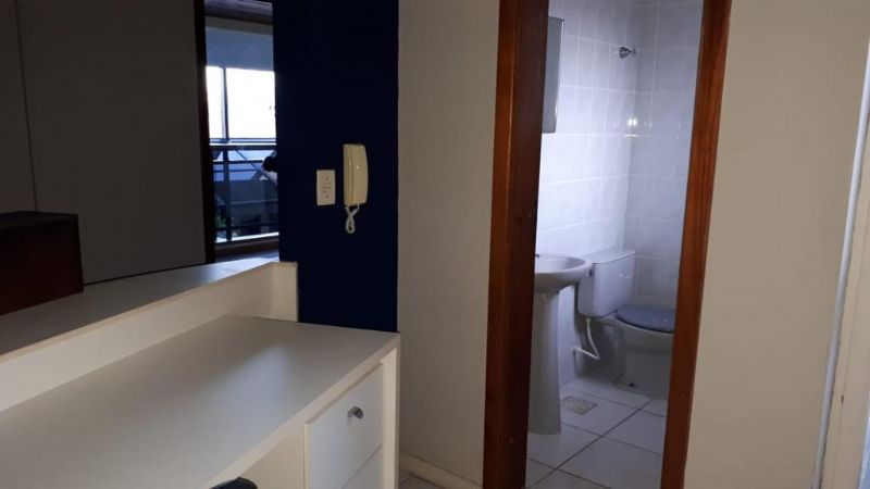 Sala com 1 quarto, 1 banheiro e 57m² à venda no bairro Centro, Pelotas