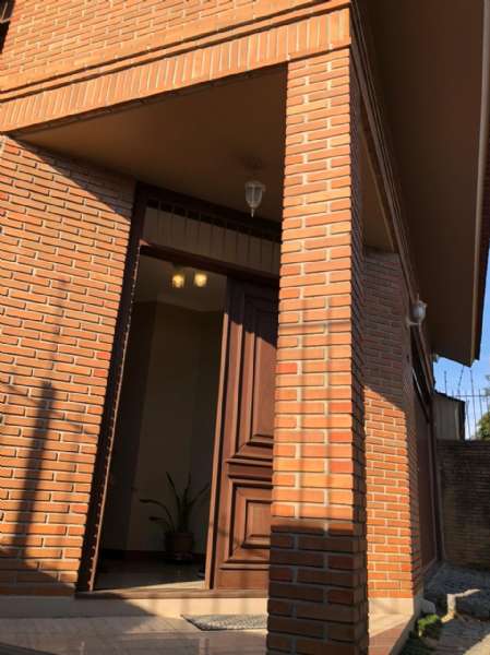 Casa com 3 quartos, 3 banheiros e 296m² à venda no bairro Areal, Pelotas