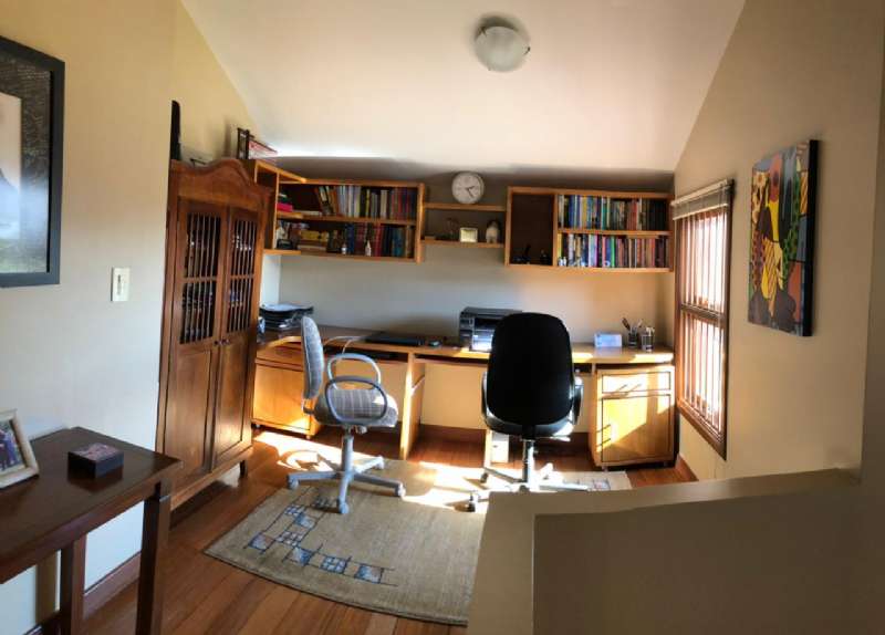 Casa com 3 quartos, 3 banheiros e 296m² à venda no bairro Areal, Pelotas