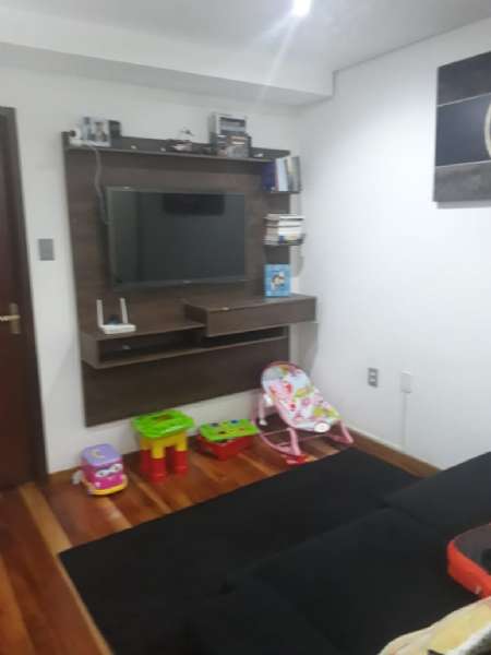 Casa com 4 quartos, 3 banheiros e 256m² à venda no bairro Areal, Pelotas