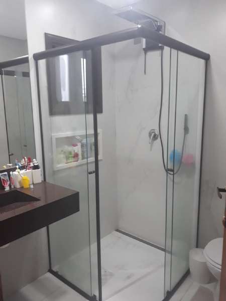 Casa com 4 quartos, 3 banheiros e 256m² à venda no bairro Areal, Pelotas