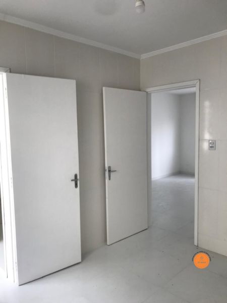 Apartamento com 2 quartos, 2 banheiros e 107m² à venda no bairro Centro, Pelotas