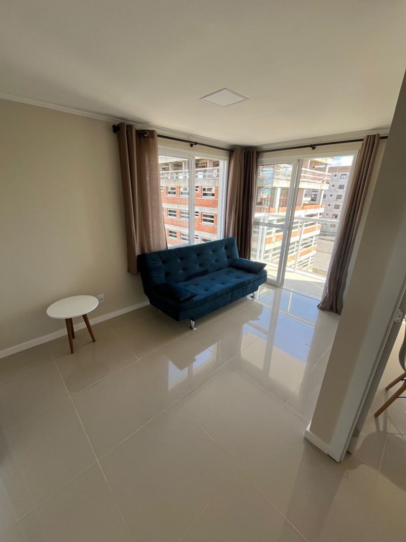 Apartamento com 1 quarto, 1 banheiro e 44m² para alugar no bairro Centro, Pelotas