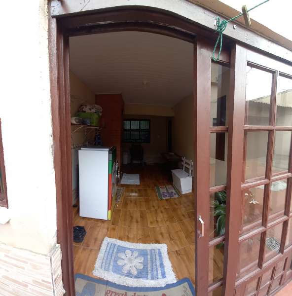 Casa com 3 quartos, 1 banheiro e 175m² à venda no bairro Três Vendas, Pelotas