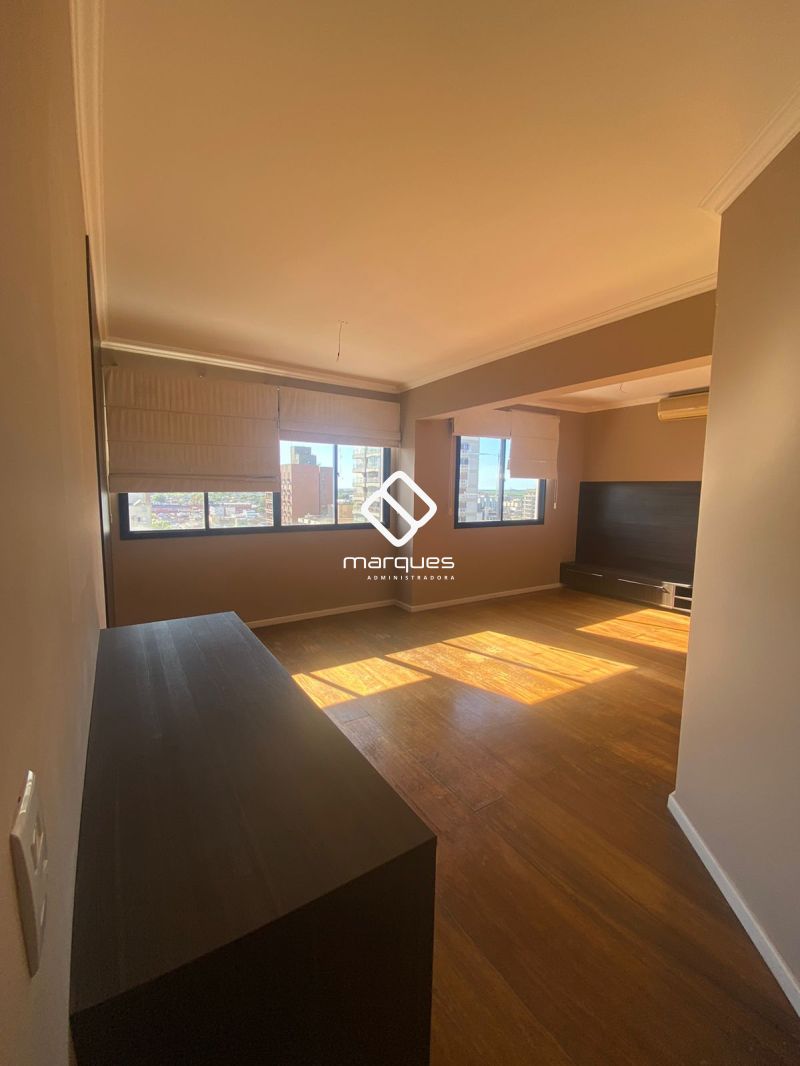 Apartamento com 2 quartos, 2 banheiros e 119m² para alugar no bairro Centro, Pelotas