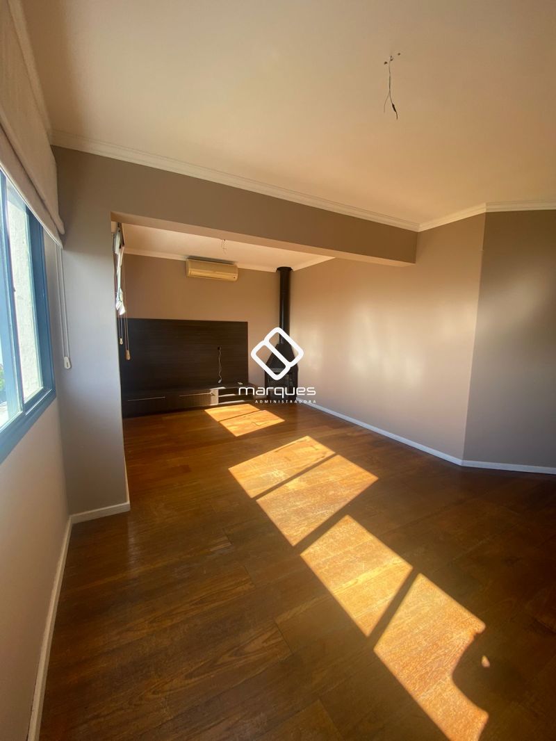 Apartamento com 2 quartos, 2 banheiros e 119m² para alugar no bairro Centro, Pelotas