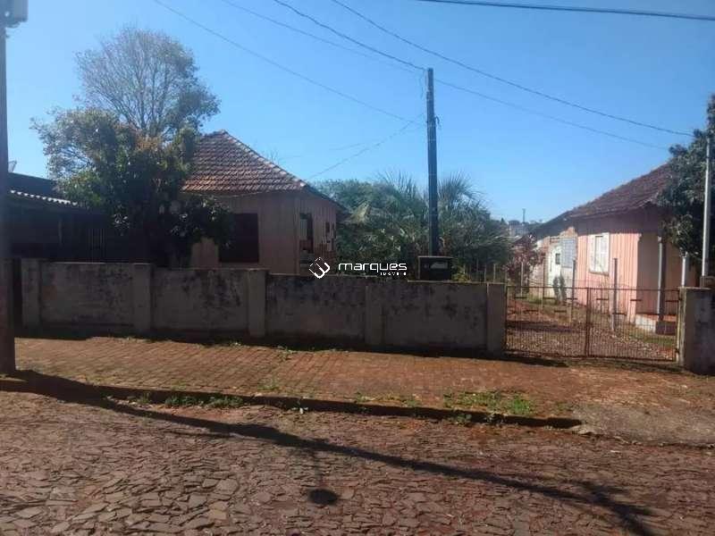Terreno à venda no bairro Emília, Santo Angelo