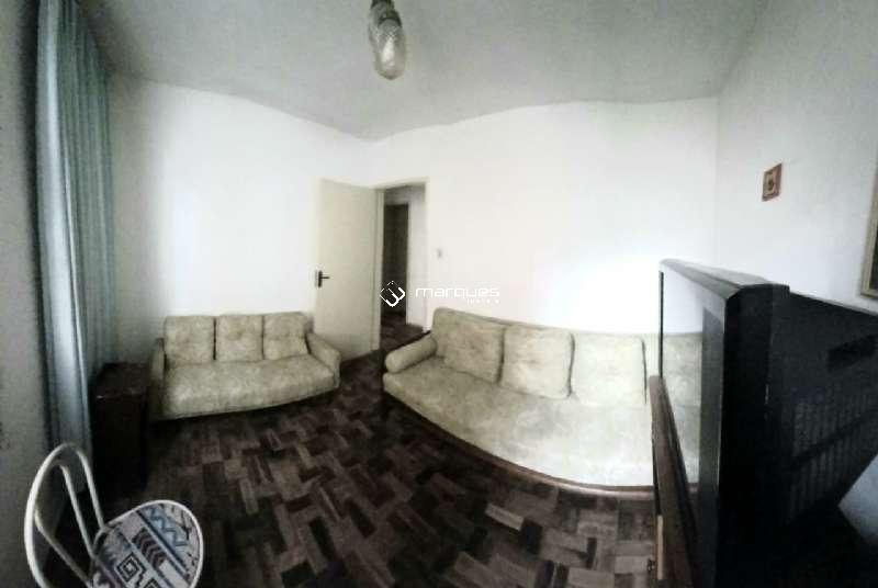 Apartamento com 3 quartos, 1 banheiro e 70m² à venda no bairro Centro, Pelotas