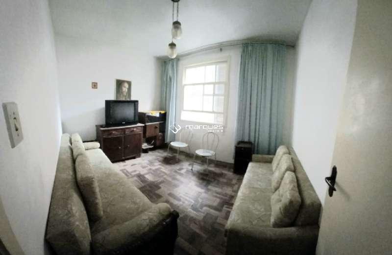 Apartamento com 3 quartos, 1 banheiro e 70m² à venda no bairro Centro, Pelotas