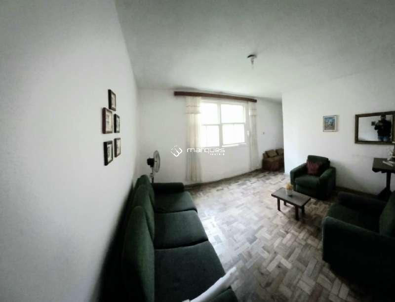 Apartamento com 3 quartos, 1 banheiro e 70m² à venda no bairro Centro, Pelotas