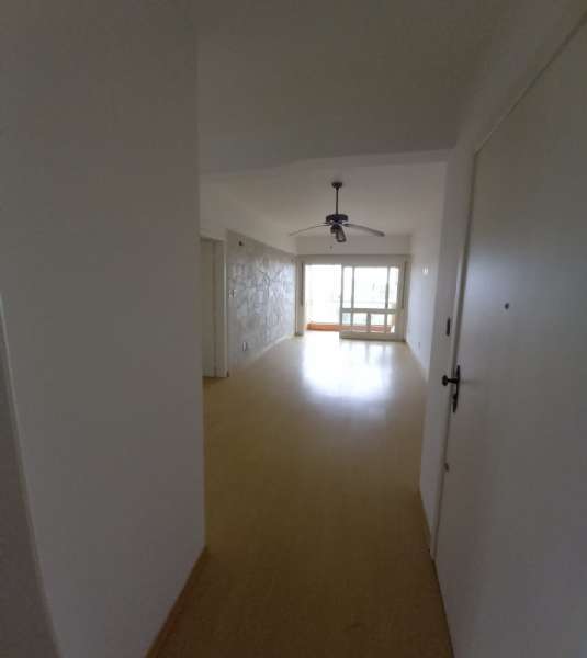 Apartamento com 3 quartos, 1 banheiro e 133m² à venda no bairro Centro, Pelotas