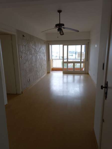 Apartamento com 3 quartos, 1 banheiro e 133m² à venda no bairro Centro, Pelotas