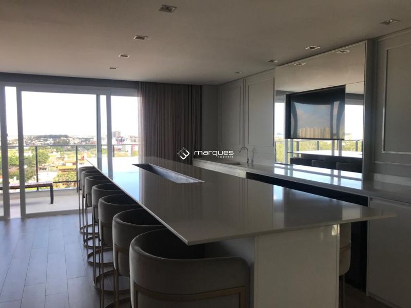 Apartamento com 3 quartos, 4 banheiros e 149m² à venda no bairro Três Vendas, Pelotas