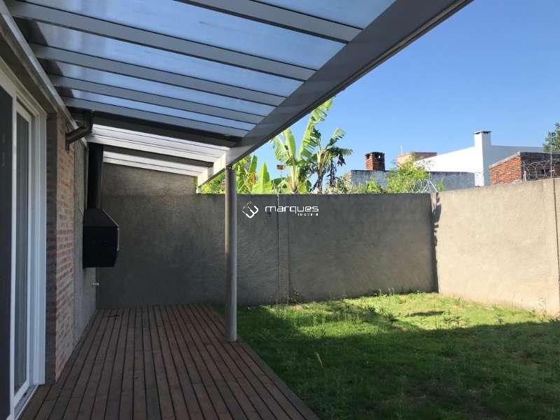 Casa com 3 quartos, 1 banheiro e 113m² à venda no bairro Laranjal, Pelotas