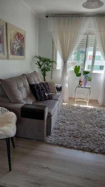Apartamento com 2 quartos, 1 banheiro e 60m² à venda no bairro Fragata, Pelotas