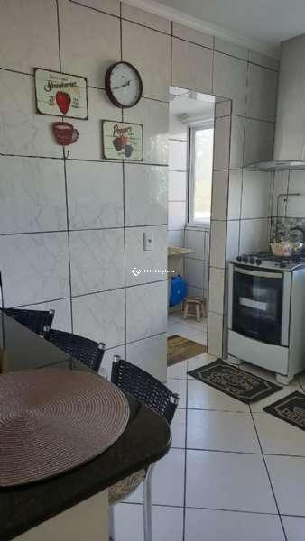 Apartamento com 2 quartos, 1 banheiro e 60m² à venda no bairro Fragata, Pelotas