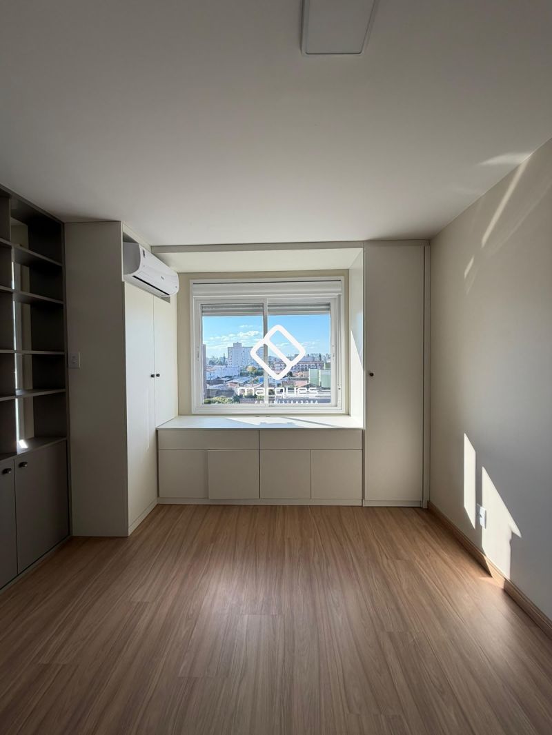 Kit/Jk com 1 banheiro e 45m² para alugar no bairro Centro, Pelotas