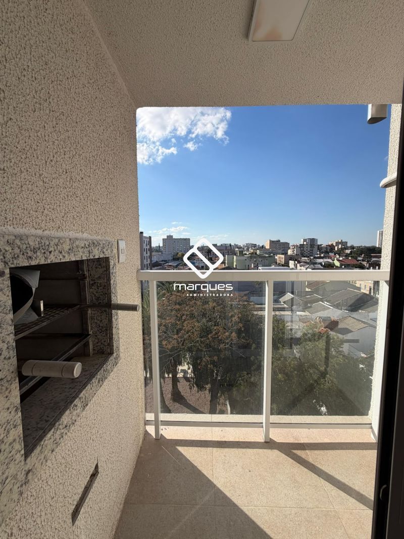 Kit/Jk com 1 banheiro e 45m² para alugar no bairro Centro, Pelotas