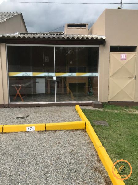 Apartamento com 2 quartos, 1 banheiro e 60m² à venda no bairro Três Vendas, Pelotas