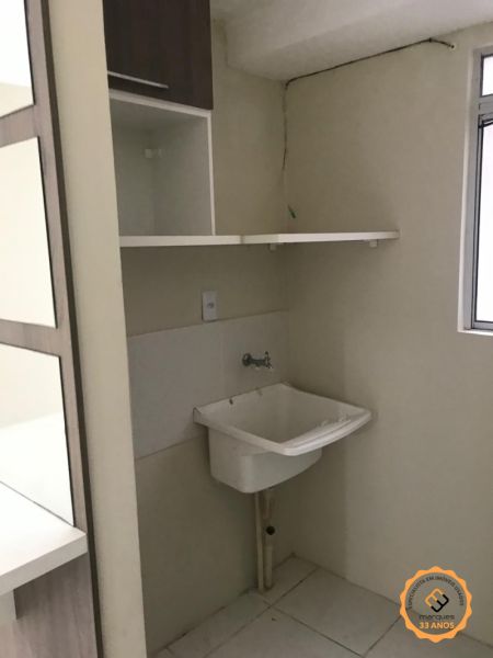 Apartamento com 2 quartos, 1 banheiro e 60m² à venda no bairro Três Vendas, Pelotas