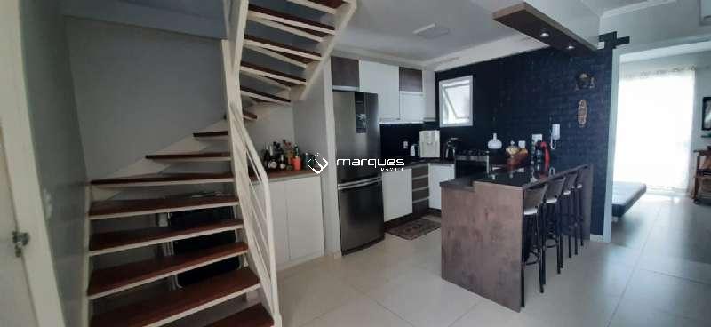 Casa com 2 quartos, 2 banheiros e 86m² à venda no bairro Areal, Pelotas