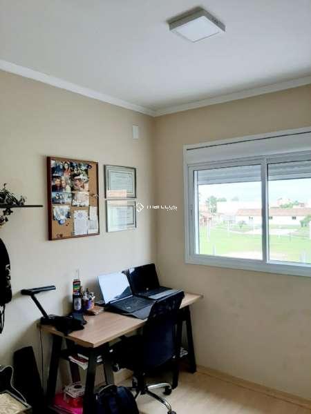 Casa com 2 quartos, 2 banheiros e 86m² à venda no bairro Areal, Pelotas