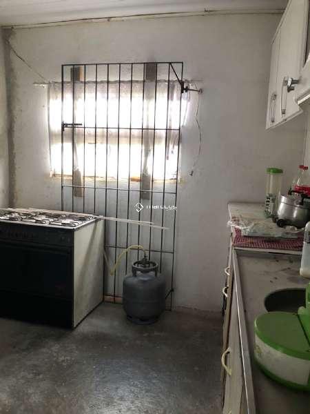 Casa com 3 quartos, 2 banheiros e 120m² à venda no bairro Três Vendas, Pelotas
