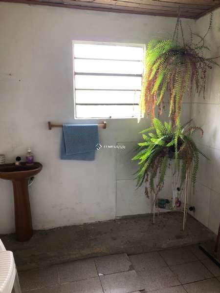 Casa com 3 quartos, 2 banheiros e 120m² à venda no bairro Três Vendas, Pelotas